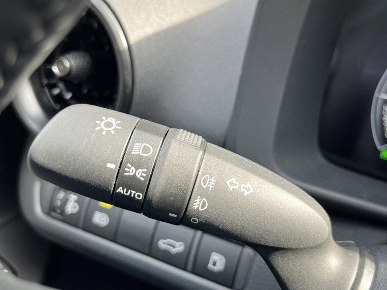 Vehicle Image 26