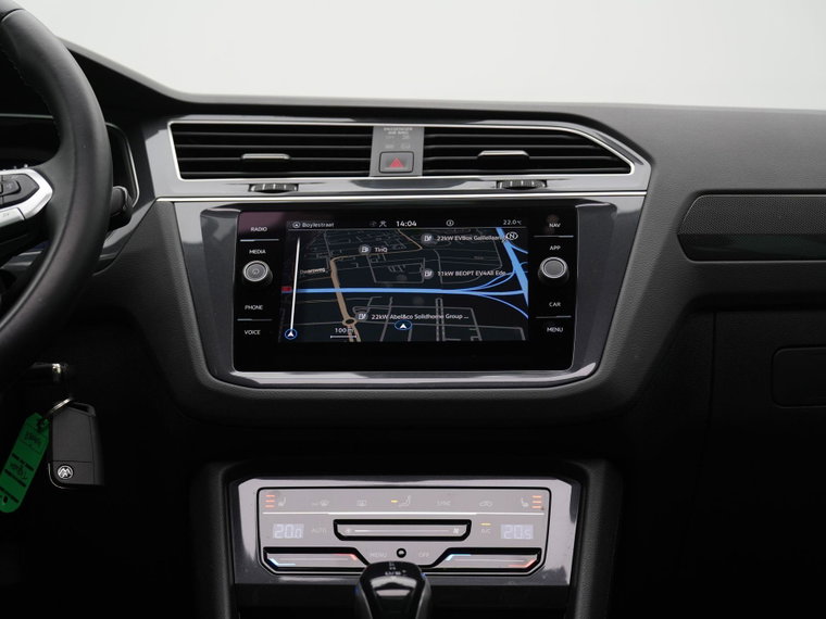 Vehicle Image 19