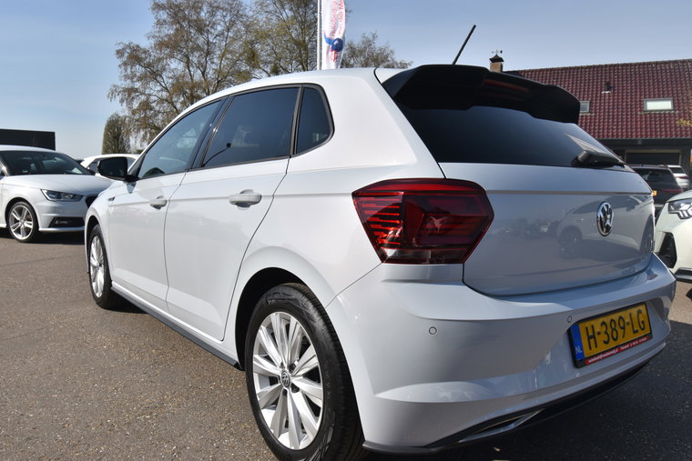 Vehicle Image 19