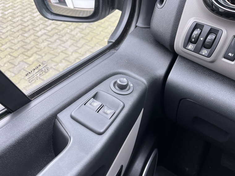 Vehicle Image 34