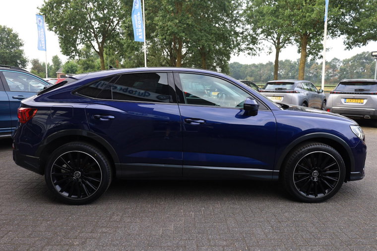 Vehicle Image 40