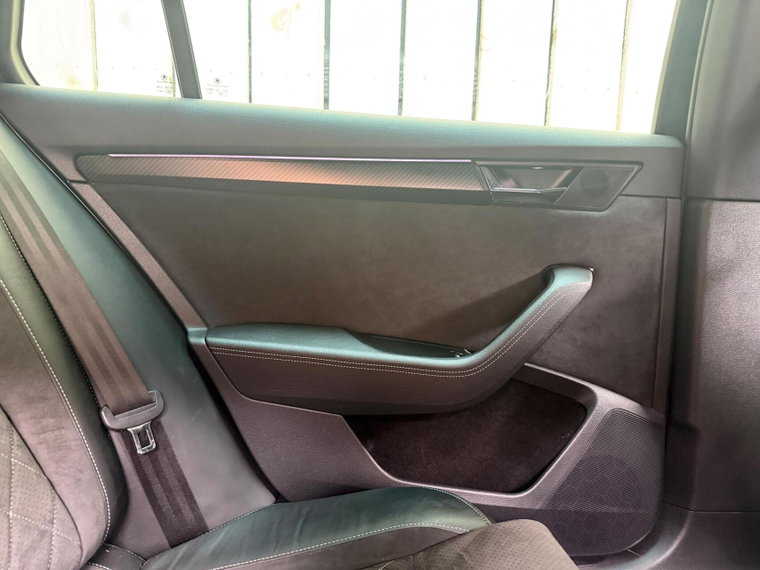 Vehicle Image 48