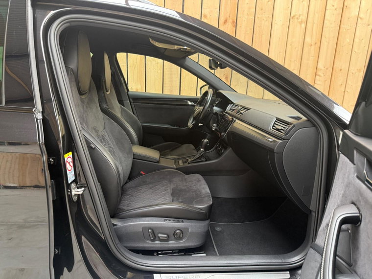 Vehicle Image 53