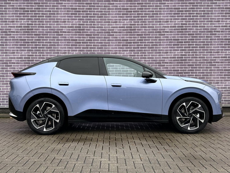 Vehicle Image 37