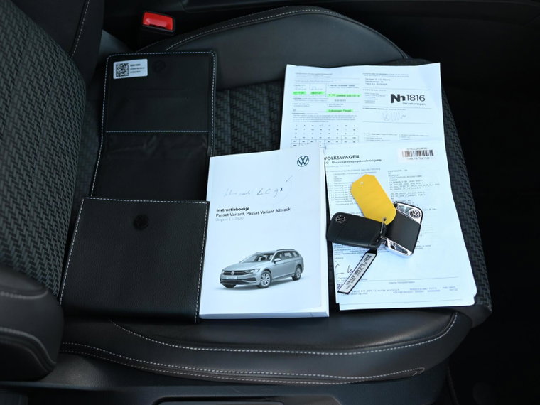 Vehicle Image 33
