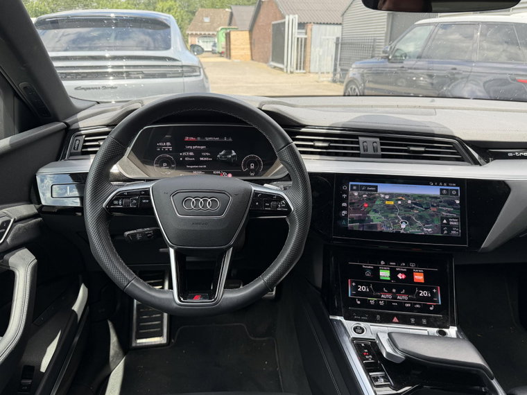 Vehicle Image 31