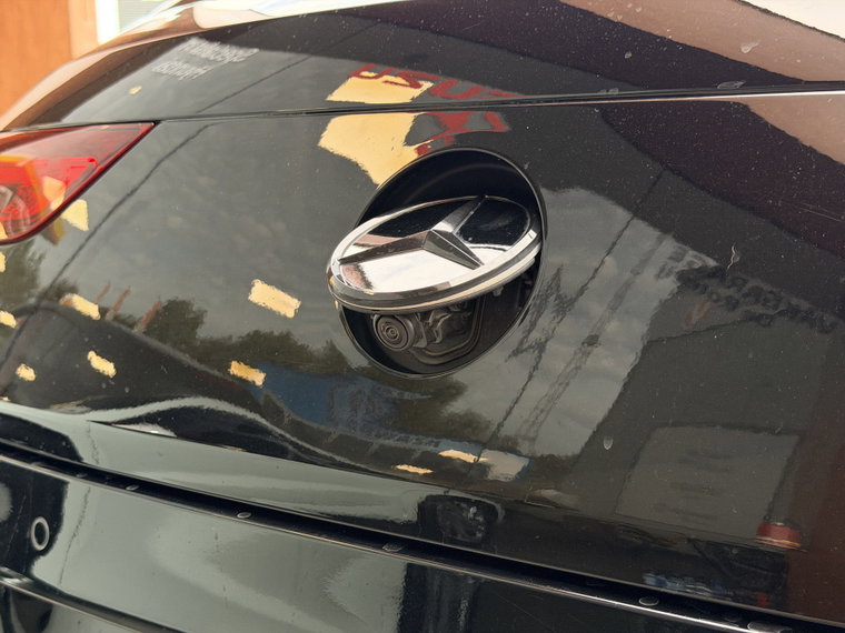 Vehicle Image 31