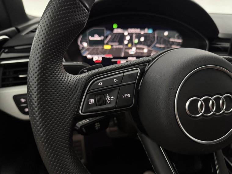 Vehicle Image 22