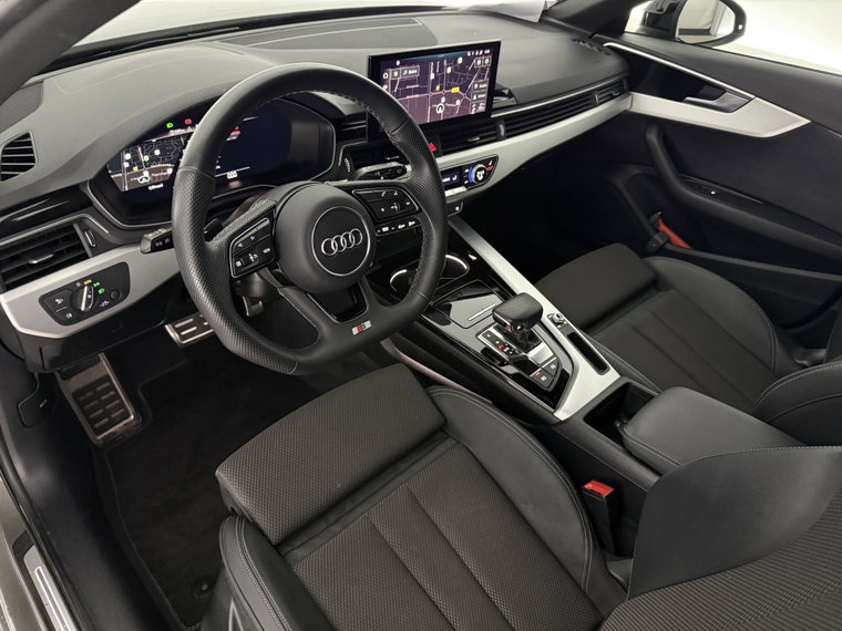 Vehicle Image 35