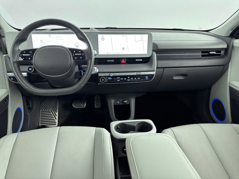Vehicle Image 22