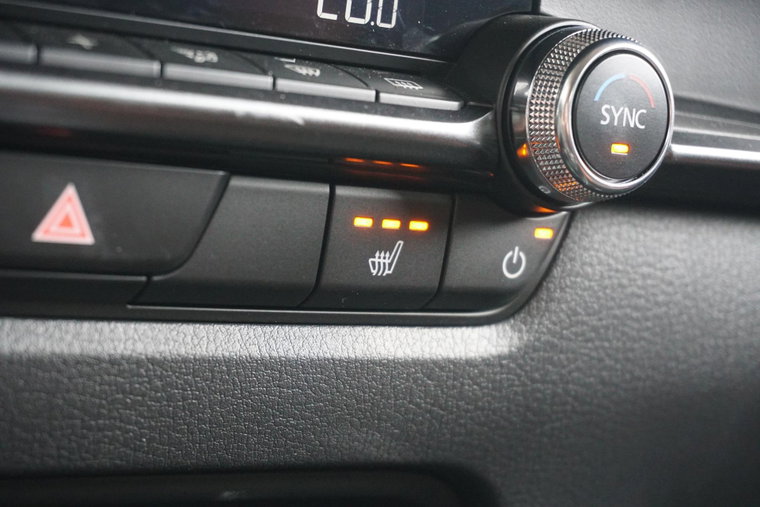 Vehicle Image 26