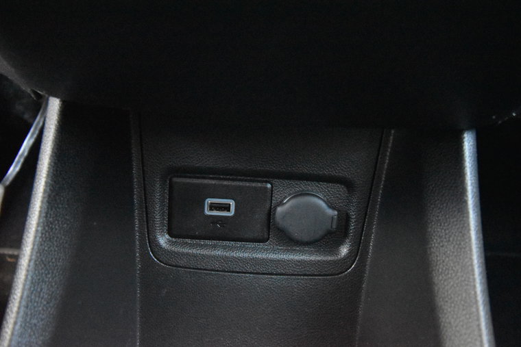 Vehicle Image 26
