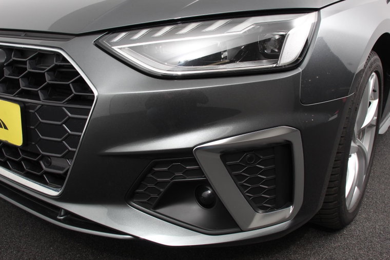 Vehicle Image 30