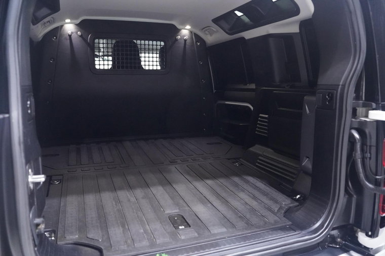 Vehicle Image 12