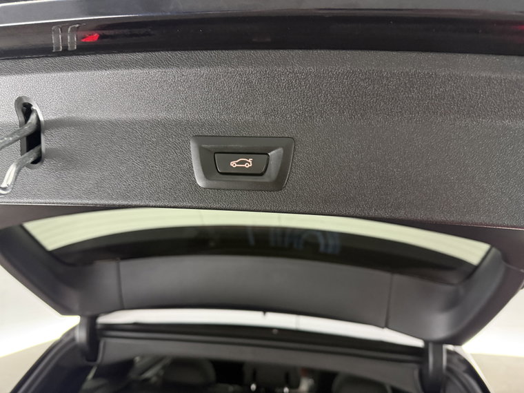Vehicle Image 45