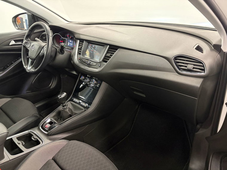 Vehicle Image 31