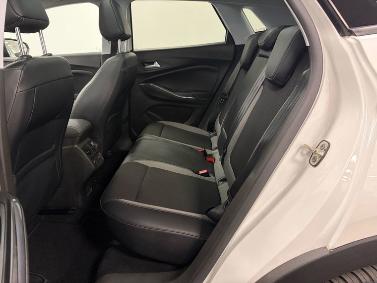 Vehicle Image 37