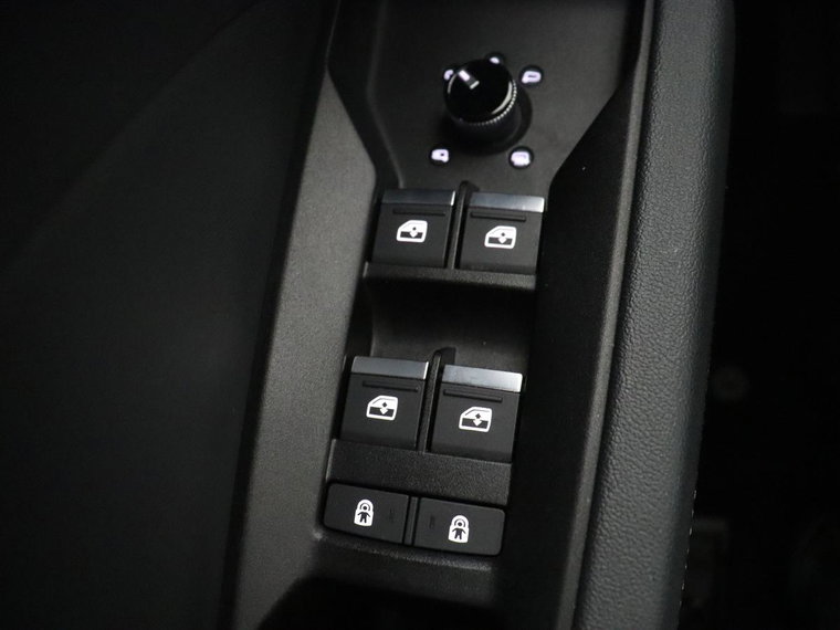 Vehicle Image 41