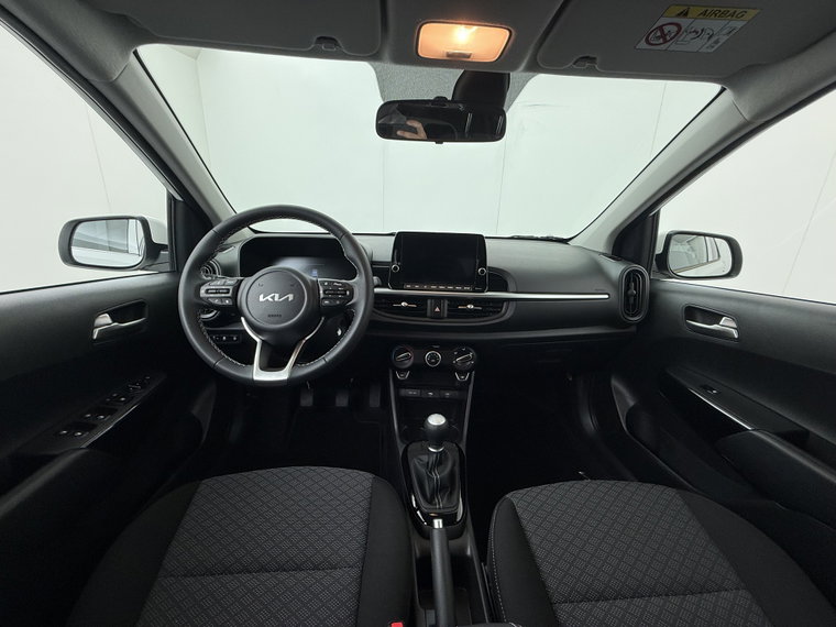 Vehicle Image 35