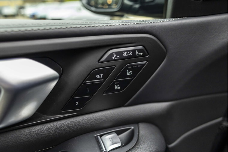 Vehicle Image 37