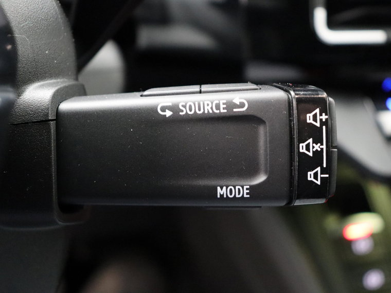 Vehicle Image 27