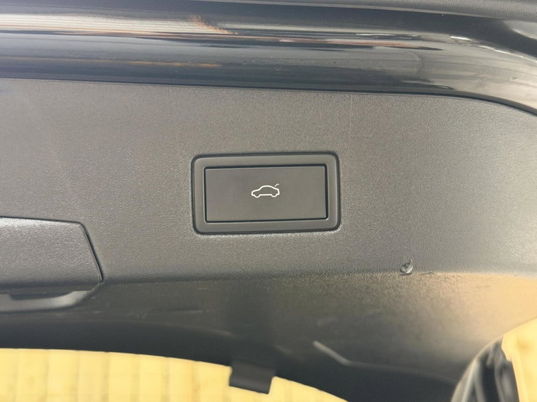 Vehicle Image 51
