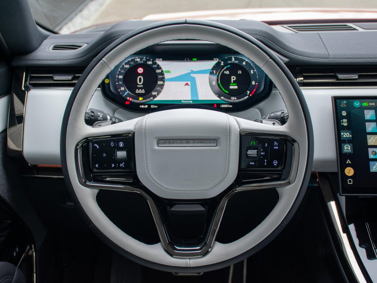 Vehicle Image 9