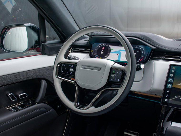 Vehicle Image 10