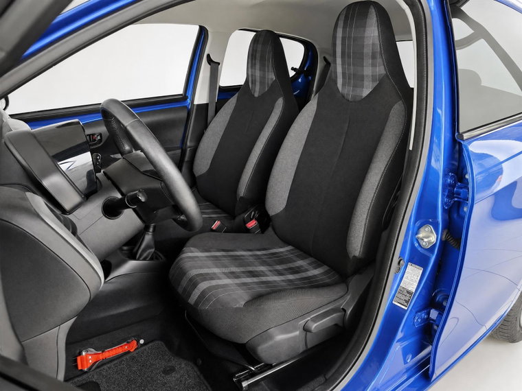Vehicle Image 11