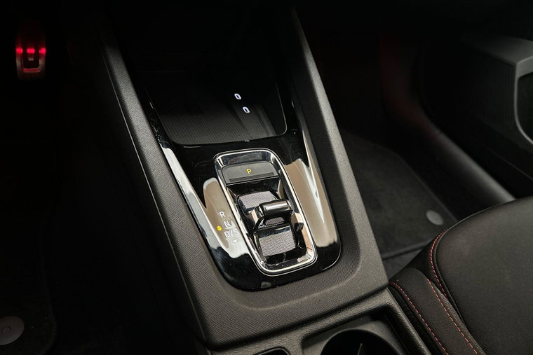 Vehicle Image 39