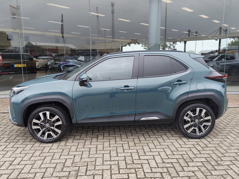 Vehicle Image 3