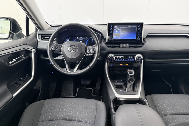 Vehicle Image 13