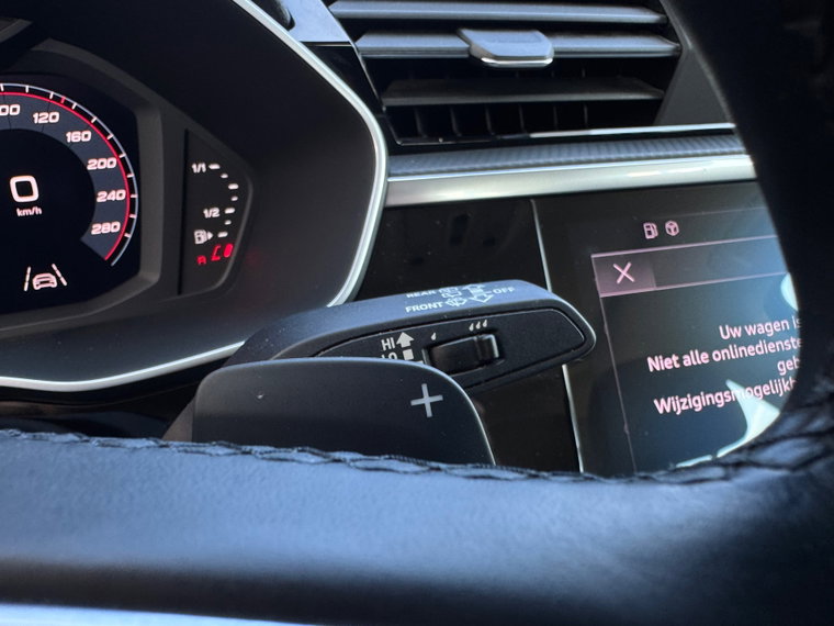 Vehicle Image 40