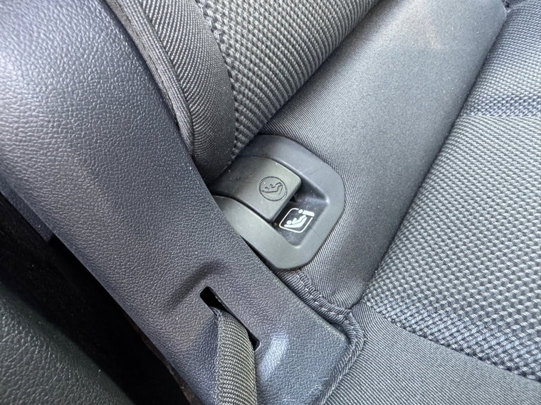 Vehicle Image 44