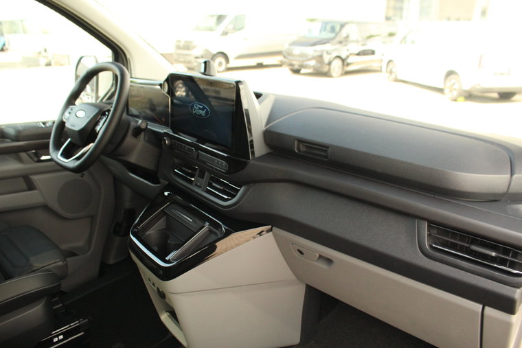 Vehicle Image 31