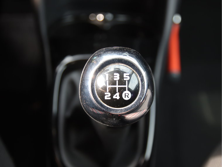 Vehicle Image 31