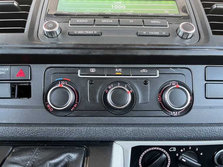 Vehicle Image 28