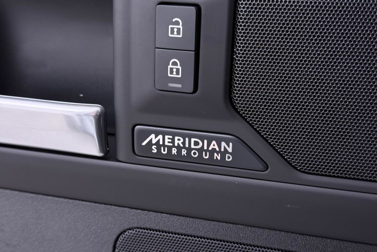 Vehicle Image 13