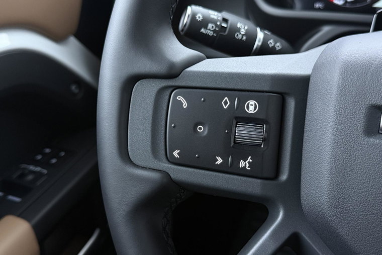 Vehicle Image 37