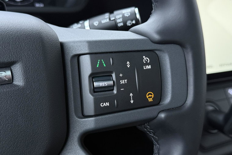 Vehicle Image 39