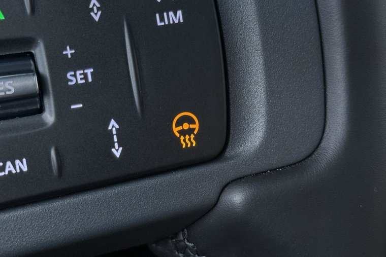 Vehicle Image 40