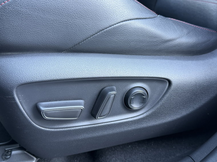 Vehicle Image 37