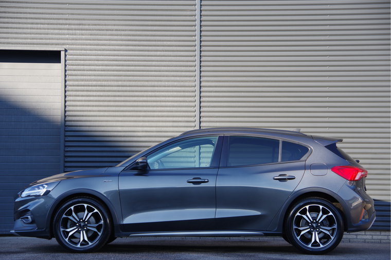 Vehicle Image 36