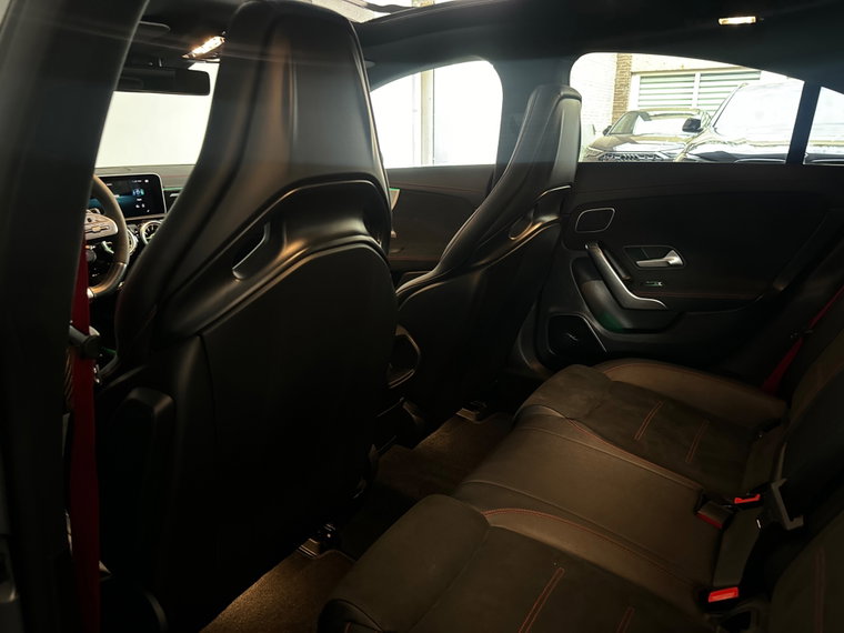 Vehicle Image 36