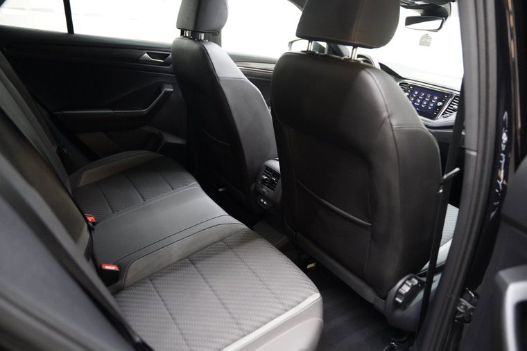 Vehicle Image 39