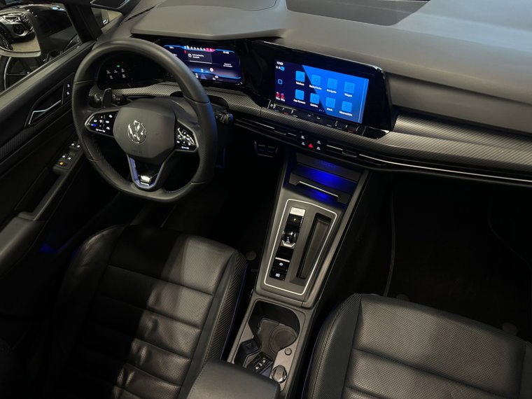 Vehicle Image 35