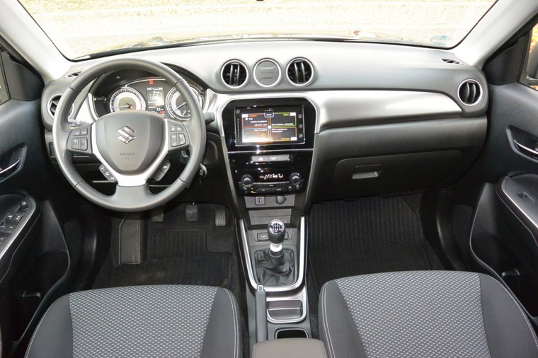 Vehicle Image 16