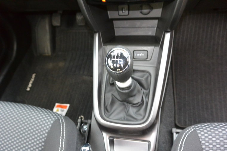 Vehicle Image 21