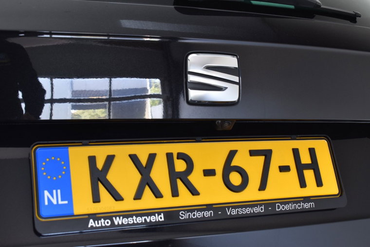Vehicle Image 38