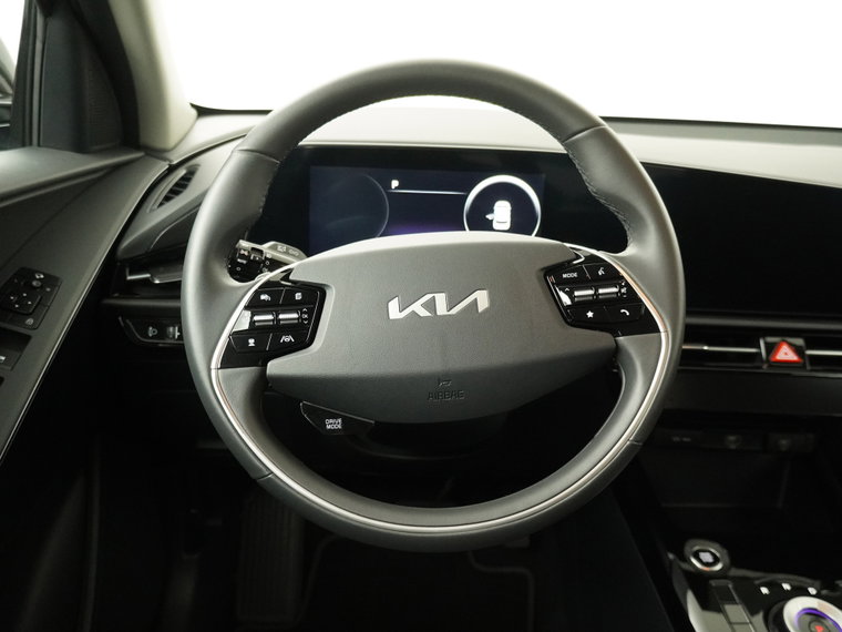 Vehicle Image 39